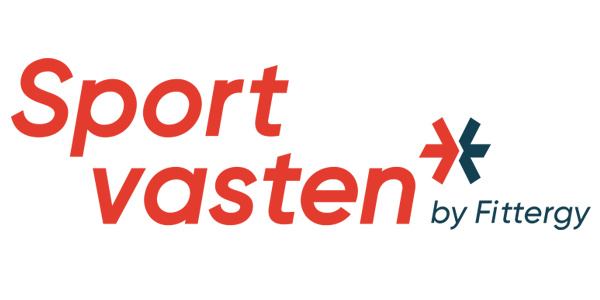 Sportfasten Logo von Fittergy, einem Unternehmen für Fitness-Ernährung. Der Schriftzug 'Sport vasten' in Rot und 'by Fittergy' in Dunkelblau wird ergänzt durch ein dynamisches Stern-Symbol in Rot und Blau, das für Stoffwechseloptimierung, gesunde Ernährung, Abnehmen und gesteigerte Energie im Sport steht.